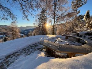 Die Petzl Hütte - Kreischbergblick