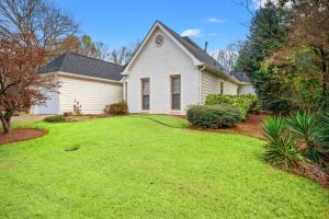 Near Marietta Sq • Grill • Patio • Workspace