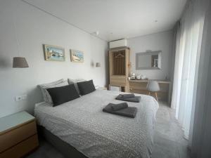 SalemaView Ensuite bedroom