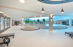 Hanza Tower CITY VIEW 22 Apartments Pool & Jacuzzi & Sauna