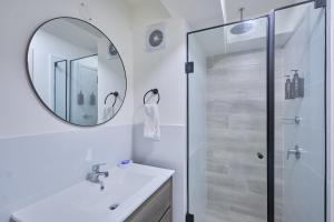 Larco Prime Suites - Pool, Gym & Coworking