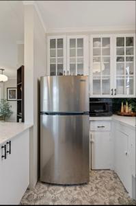 The Downtown Carraige Flat