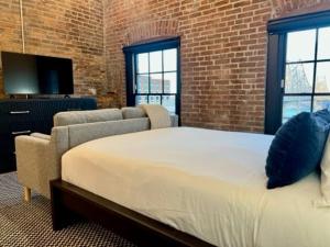 Brick & Bed, Luxury Riverfront Lofts, 403