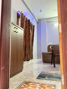 Omshree hotel