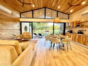 Villa Kaliah Luz w pool, Horses & beach nearby