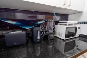 High standing apartment & swimming pool