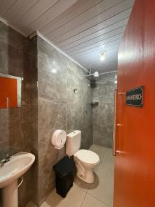 Hospedaria Meni - Localizado na Santa Efigênia próximo das principais áreas comerciais e turísticas de São Paulo