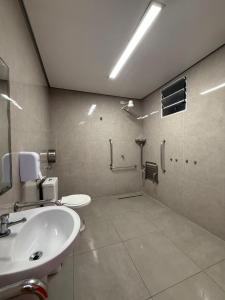 Hospedaria Meni - Localizado na Santa Efigênia próximo das principais áreas comerciais e turísticas de São Paulo