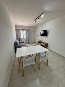 Departamento único a metros de la costanera