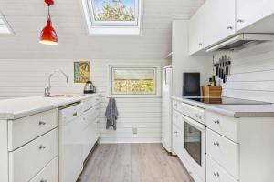 Family Retreat By Coast And Dunes