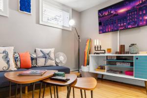 West End 2 BR w Parking + Private Patio + Grill