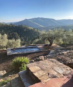 Casas na montanha vistas fantásticas com piscina
