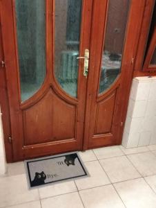 Будинок біля басейну