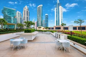 Exceptional 2 Bedroom Apartment! High Floor! Amazing Rooftop! Burj Crown by Emaar