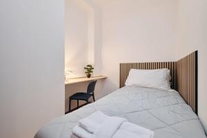 15 Min from the Center Modern apt with Wi-Fi Netflix