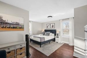 Derby & Bourbon Trail Homebase W Private Backyard