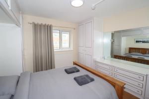 5 Bed Spacious Family Home in Chingford