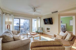 Beachside Tennis 1869