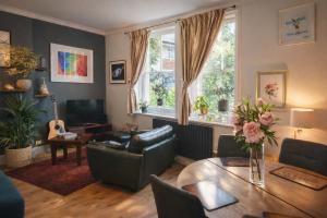 Highgate Maisonette with Roof Terrace