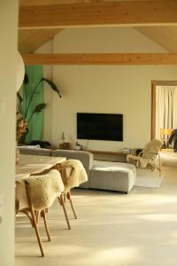 Architectural Retreat On North Zealands Coast