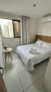 Flat - Boa Viagem para até 5 pessoas, andar ALTO vista Mar, Piscina, Wifi 500Mbps,