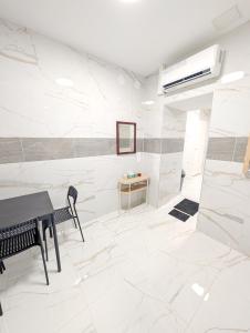 Comfortable Apartment in Lanstrasse Area BR4