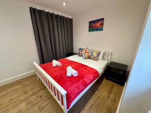 Camden High St Next to Metro cozy 1bed for 4