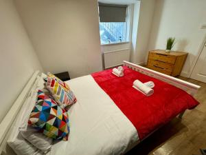 Camden High St Next to Metro cozy 1bed for 4