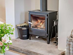 3 Bed in Llanover 91240