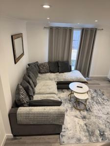 Oxford Modern 2 Bedroom House