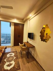 Serene Heights Studio