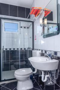 Apartments by the sea Arbanija, Ciovo - 13576