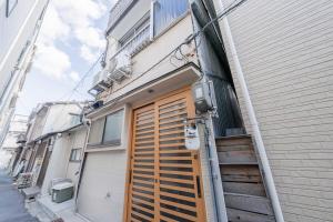 東順 西九条 最寄り駅徒歩4分 3LDkの一軒家 ベッド5台 最大8名利用