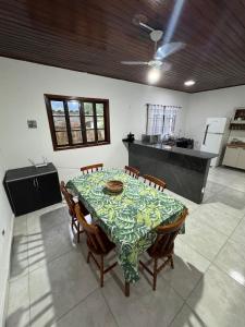 Casa familiar completa em ubatuba