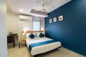 THE STROBE SILVERKEY HOTEL