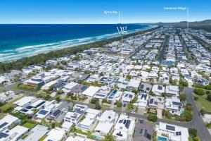 The White Wave House by Holiday Management Co