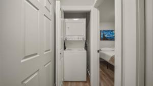 Parkdale Suites