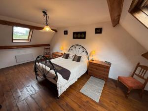 Luxury rural farmhouse retreat ideal for families with a jacuzzi hot tub