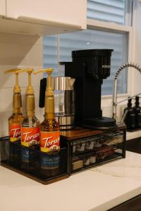 New 2 bedroom apartment - 4 mins to Train Station