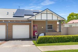 Great Gardiner - 3 Bed 2 Bath Close to Town