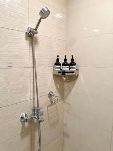 Canal View Luxury Stay, Massage Chair, Office Desk