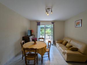 Gîte Spacieux entre Épinal et Gérardmer, Terrasse Privative, 5 Pers, Draps Inclus - FR-1-589-273