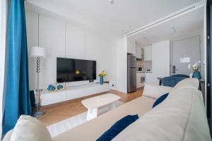 The Sunshine Beach Resort 1-bedroom with a great view