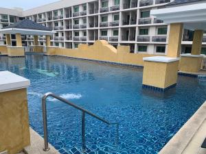 E01 Arcadia Beach Boutique 2-Bedroom Apartment, Big TV, Netflix, Washer & Dryer