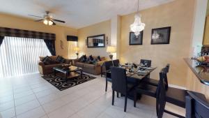 Magari at Emerald Island