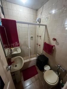 cozy apt Leme Copacabana beach