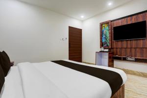 Super Townhouse Bela Road Varanasi City Railway Station Formerly Srijan Grand