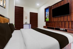 Super Townhouse Bela Road Varanasi City Railway Station Formerly Srijan Grand