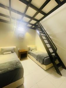 Cinta Alora Homestay l For Malay Only