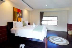 6 Bedrooms Private Pool Villa in West Sanur